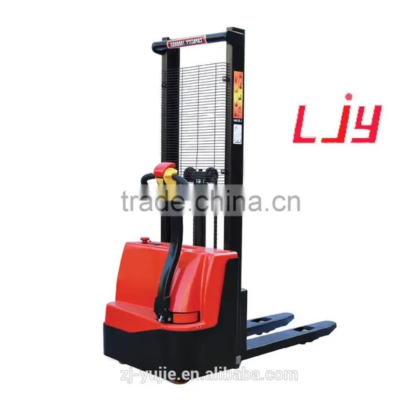 Custom 1.5 Tons Electric Reach Truck Forklift Batteries photo-3