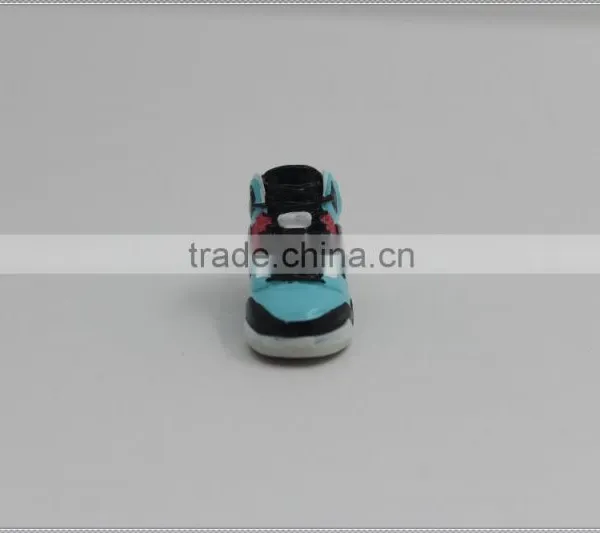 Wholesale Price Fast Delivery Christmas Promotion Item Keychain/3d Mini Kobe Shoe Keychain photo-3