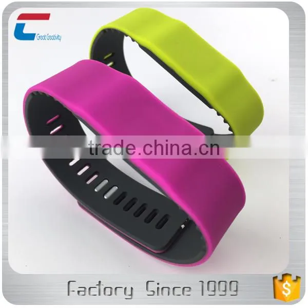 CXJRFID Eco-friendly Waterproof Custom 13.56 Nfc Wristband Silicone Rfid Slicone Wristband photo-4