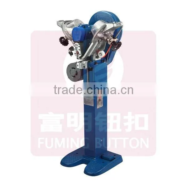 Plastic Snap Fastener Machine photo-6