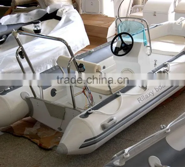 3.9m 6 Person Steering Console Boat photo-4