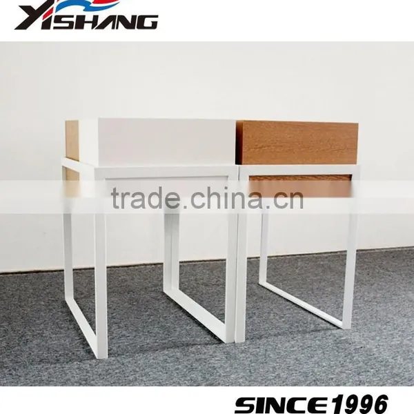 China Direct Buy Wholesale Store Display Boutique Furniture photo-3