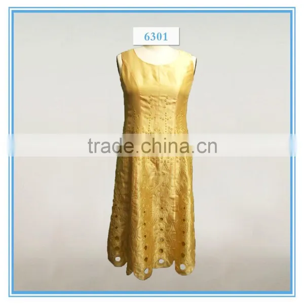 2016 Embroidery Ladies Designer Skirt Suits photo-3