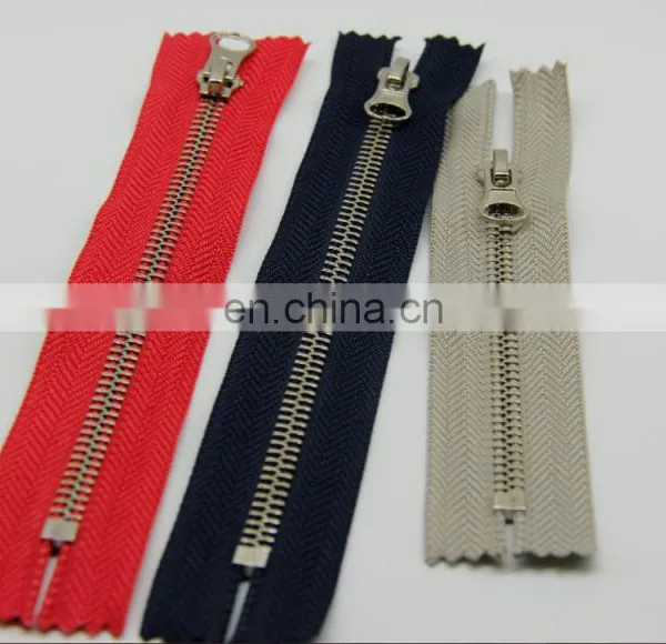 High Quality Customize NO.5 Brass Zipper for Clothes photo-5