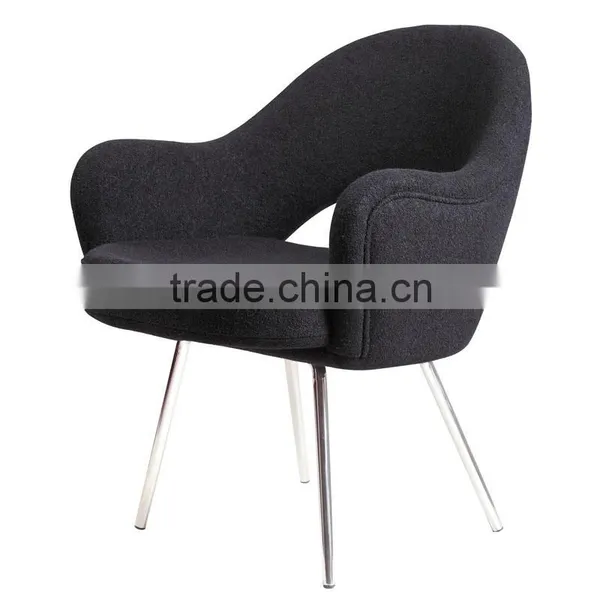 Eero Saarinen Executive Chair