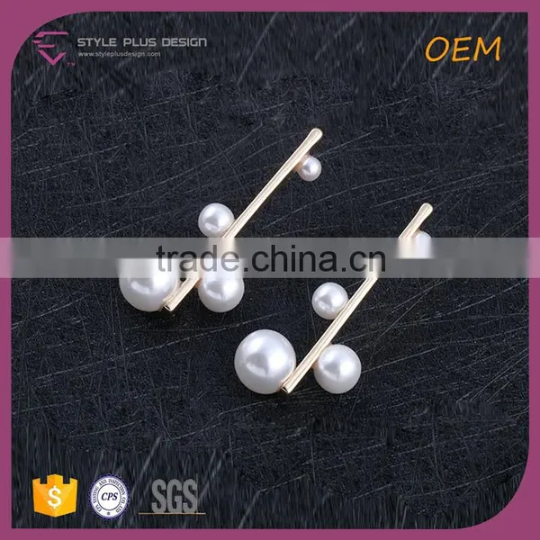 E78053K01 STYLE PLUS Shiny Gold Plate Collection Pearl Designs Stud Earrings for Ladies From Forever 21 Series photo-2