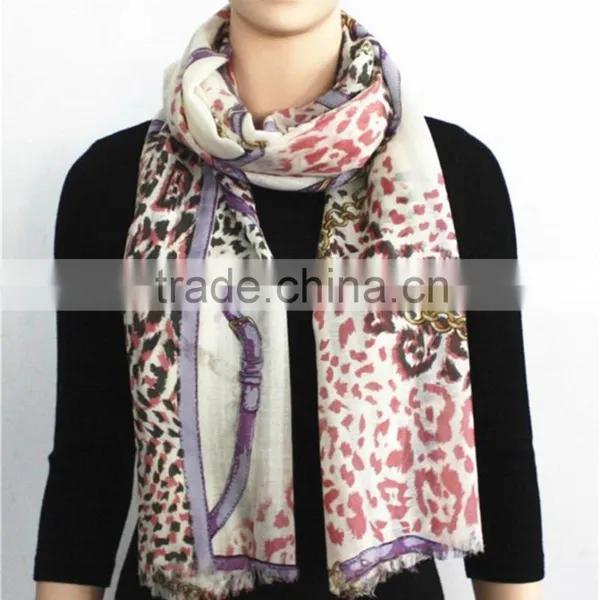 Shackles Printed Wool Scarf With Fringe photo-2
