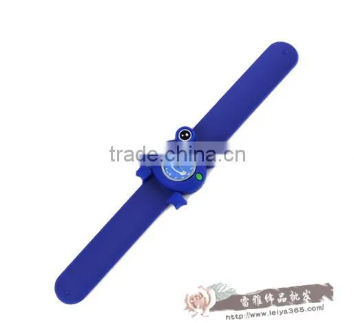 2016 Cheap Custom Design Silicone Slap Band for Watch Slap Bands photo-4