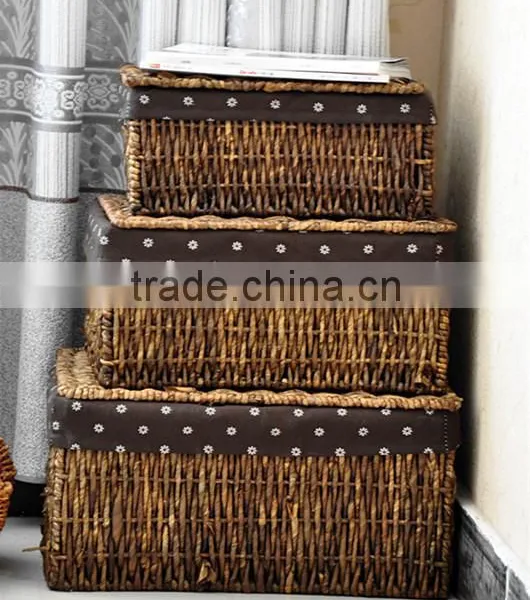Eco-friendly Home Used Hotel Used Sundries Storage Hand Woven Baskets of Corn Husk With Cover photo-3