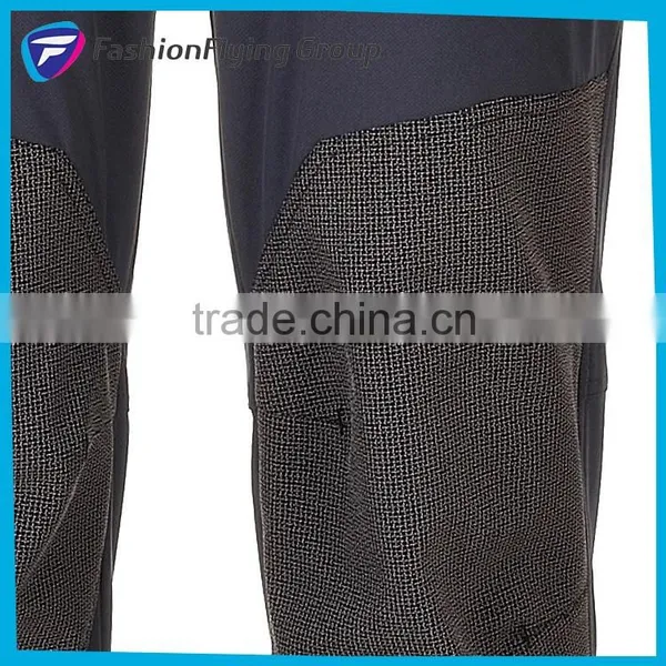 SM4105B Oem High Quality Black Waterproof Windproof Track Pants photo-4