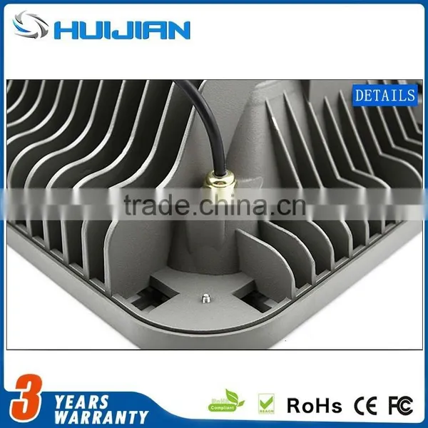 High Lumen IP65 Outdoor Stadium 200w Flood Light Reflector Led Spotlight 220V 110V Waterproof Wall Lamp photo-3