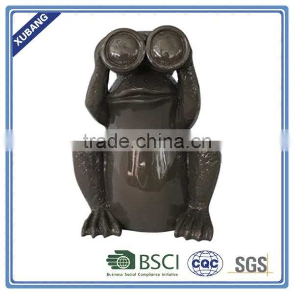 New Design Poly Resin Frog With Camera Figurine photo-2