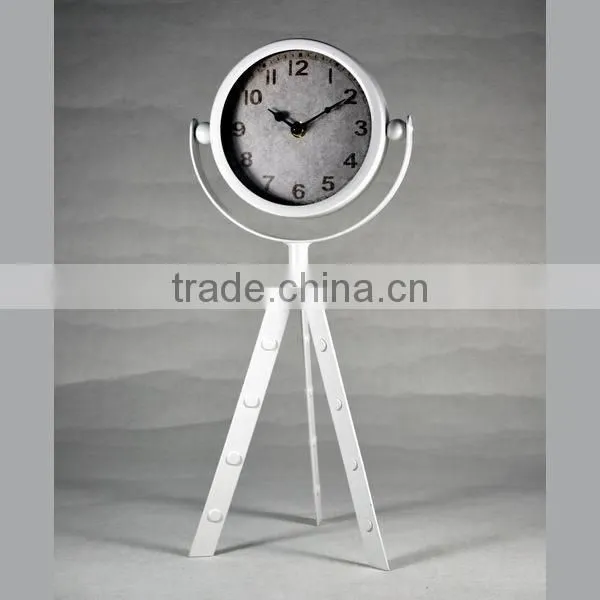 Metal Tall Table Clock photo-3