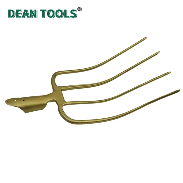 Non-Sparking Rake,Heavy-Duty Rake Design,Efficient Cleaning Performance,Material Handling Tool