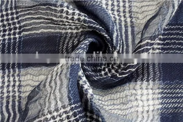 Lightweight Checked Wool and Linen Scarf photo-5