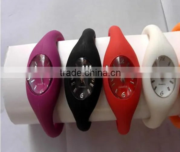 2015 Silicone Wristband Watch Cheap Silicone Watches