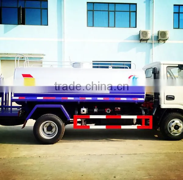 Dongfeng CLW 4*2 5 Cbm Water Tank Spraying Truck for Sale photo-3
