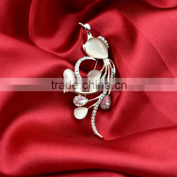 China Wholesale Top Quality Vintage Style Brooch Beautiful Phoenix for Fashion Women photo-3