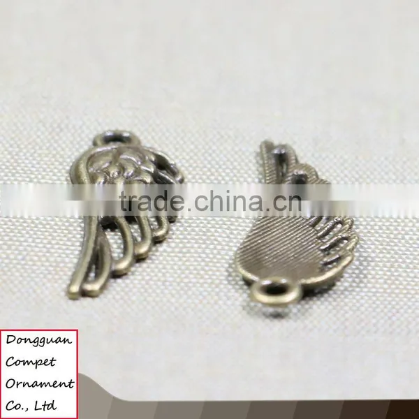 Wholesale Zinc Alloy Hot Hollow Out Snitch Wings Pendant photo-2
