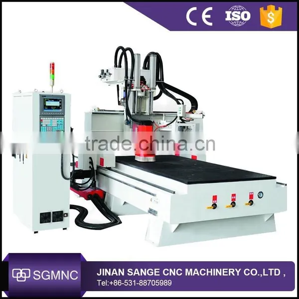 China 1325 3d Atc Cnc Wood Machine , Automatic Door Engraving Router Cnc With Vacuum Table photo-4