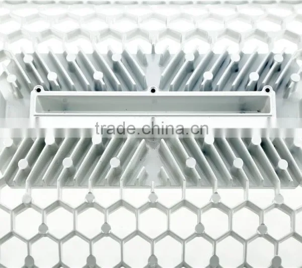 60W 80W 100W 120W Solar Flood Light High Mast Lighting Housing photo-5