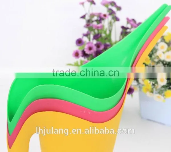 New Design Garden Plastic Watering Can/plastic Water Can/Garden Water Sprayer photo-4