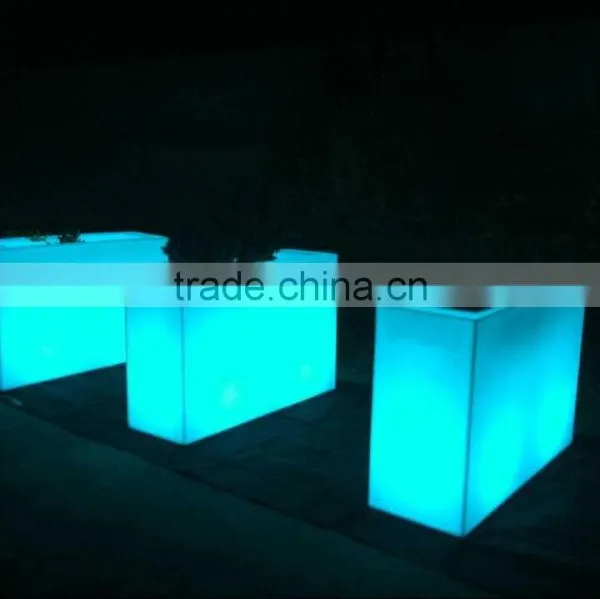 L60'' * W20'' *H40'' LED Lighted Flower Vase Planter Pot With Rechargeable Battery photo-3