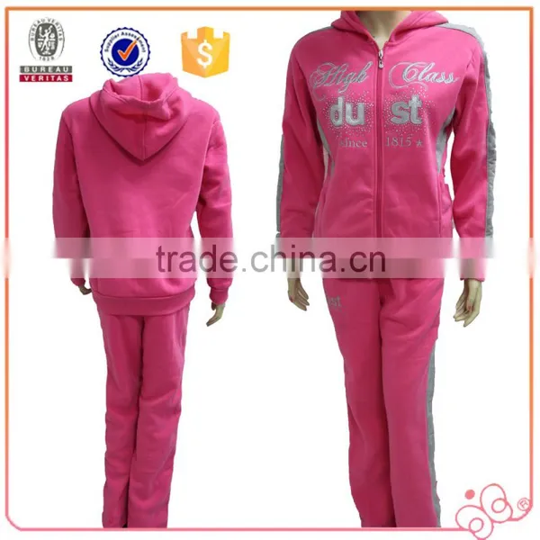 China Supplier Winter 3-piece Red Pretty Womens Sportswear Set photo-5
