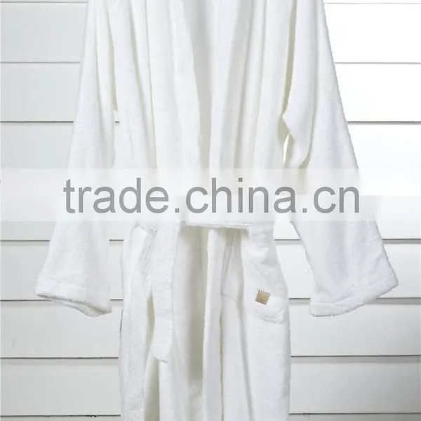 Hot Selling Customized Quick Dry Luxury White Shawl Collar Wholesale Hotel Terry Bathrobe photo-3