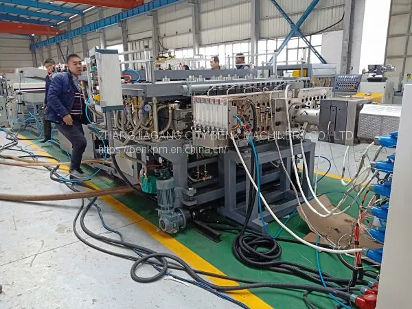 PP Hollow Sheet Extrusion Machine/ Plastic PP Fluted Corrugated Sheet photo-2