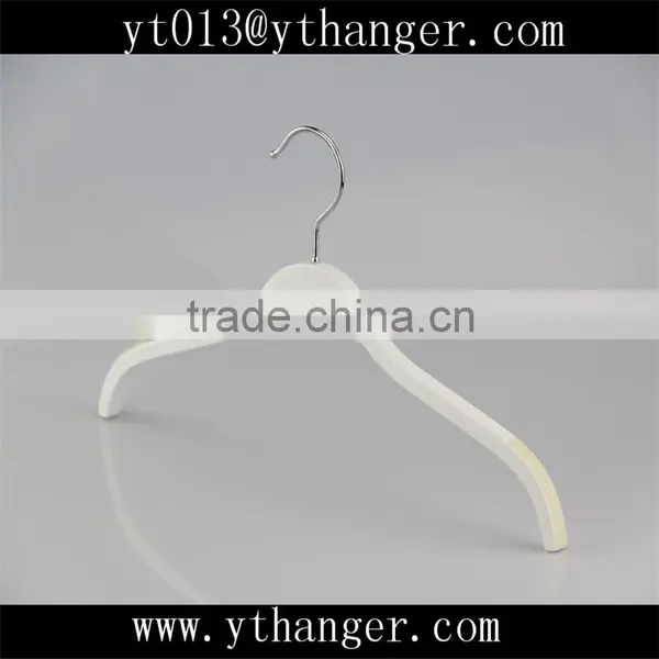 CY-279 White Small Size Cute Baby Wooden Hangers for Clothes Wholesale photo-2