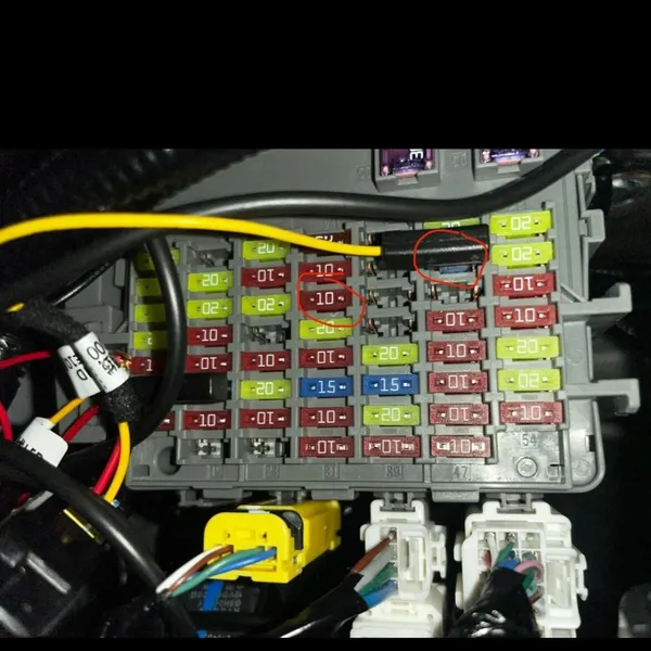 Fuse Holder & Car Fuses