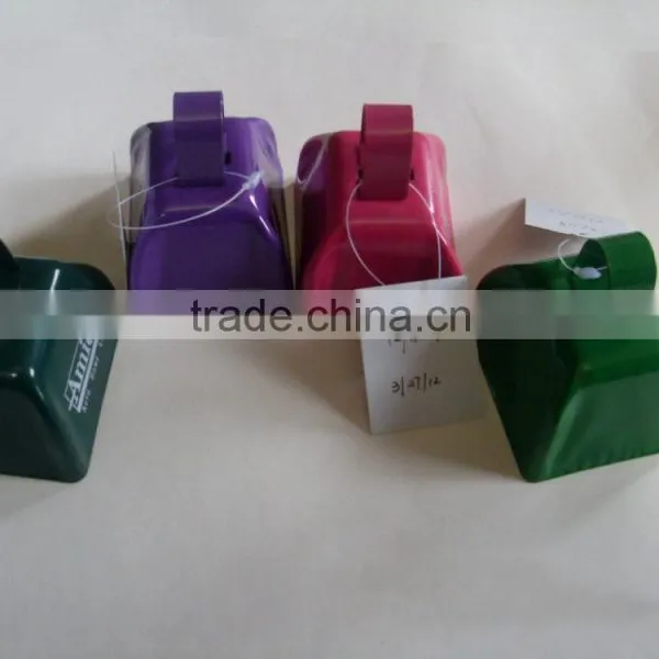 2016 China Good Quality Custom Logo Customized Advertising Wholesale Pink Cow Bells photo-4