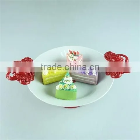 Cheap Price Ceramic Cake Stand With Plastic Handle and Feet in Stock photo-2