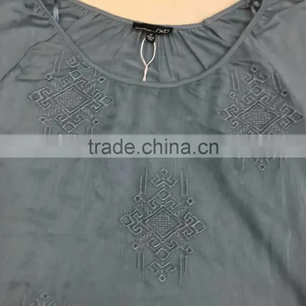 Women Long Sleeve Embroidery Slub Cotton T-shirt photo-3