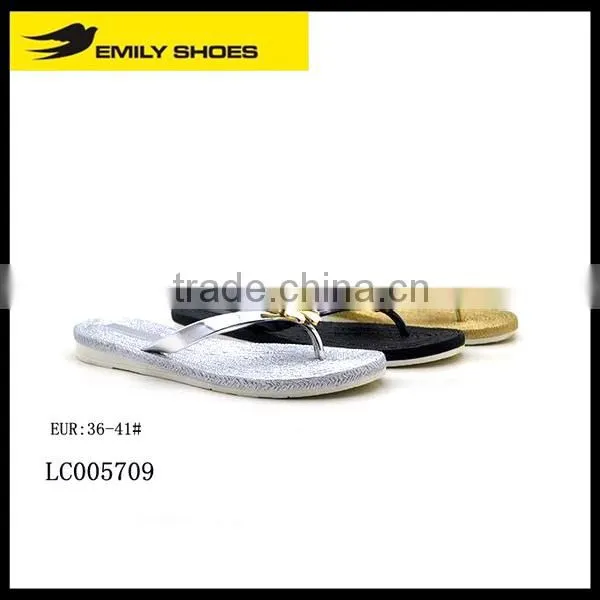 Fashion New Style High Quality Ladies Flat Summer Slipper
