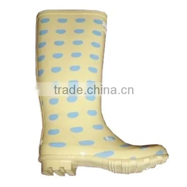 Cute Dot Print Plain Rubber Boots Women,durable Antiskid Rain Shoes Girls,safe Customized Gum Boots Hot Sale