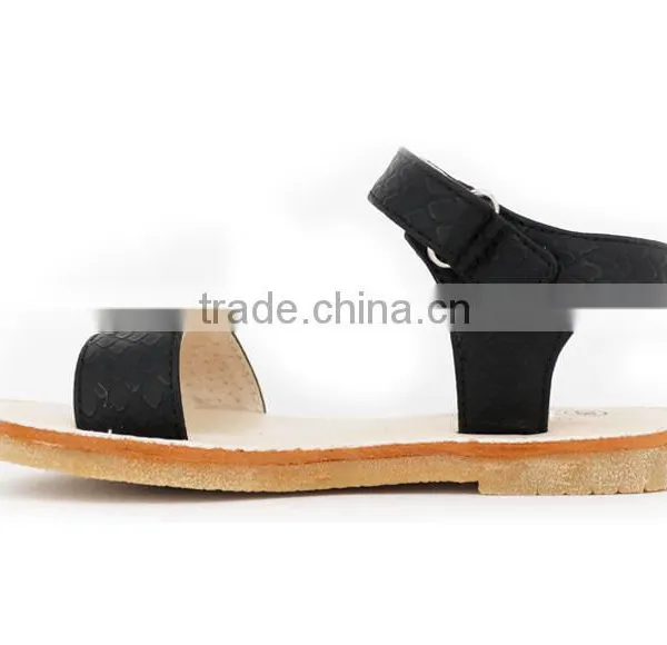 Choozii 2016 Fashion Open Toe Girls Leather Sandals With Flat Design photo-2