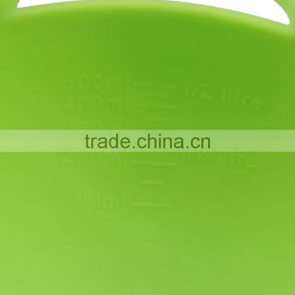 High Quality Manual Plastic Lemon Squeezer With Scale photo-5