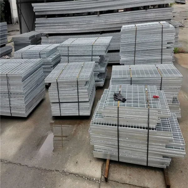 Hot Dipped Galvanised Grid Mesh Flooring For Rain Gutter Treads Steel Grating photo-5