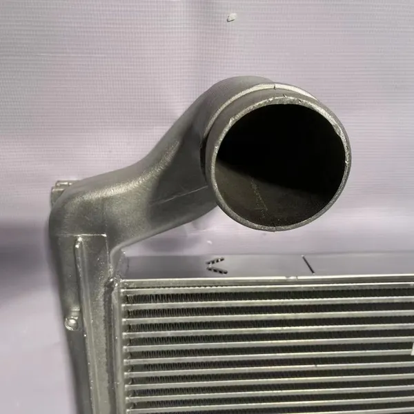 Radiator Pop-ups FAW J6 Truck Intercooler 1119010-DY786 Auto Cooling System photo-5