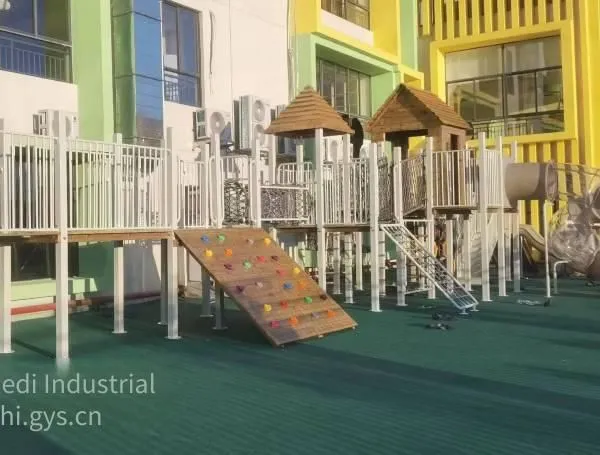 Indoor Equipment for Shopping Malls, Communities, and Kindergartens; Outdoor Equipment for Parks and Playgrounds. Manufacturer of Children\'s Slides