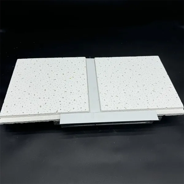 Factory-Use Armstrong Mineral Wool Panel with Fireproof & Heat Insulation