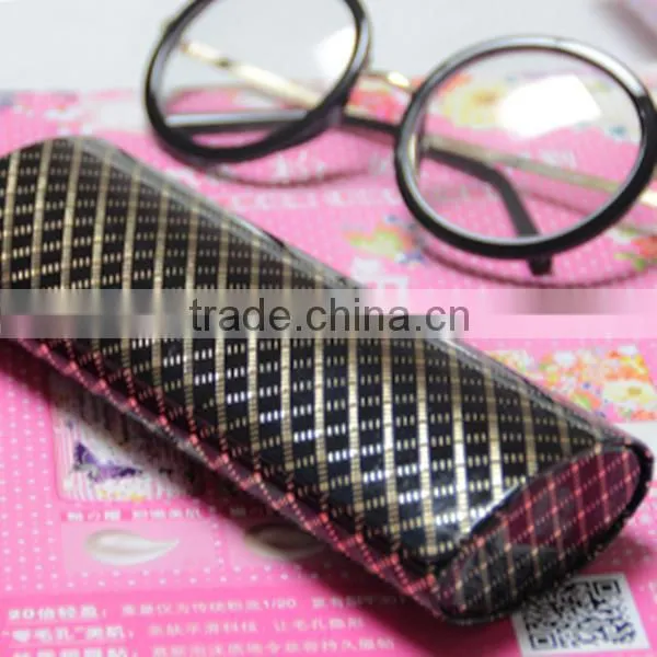 China Factory Handmade Eyeglasses Glasses Case photo-2