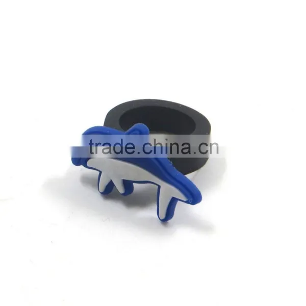 Customized Rubber Pvc Cute Finger Ring With Frog Design photo-2