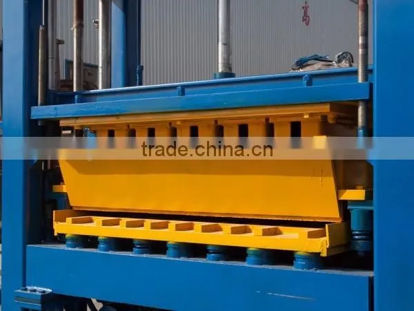 Hi-tech Automatic Concrete Block Machine QT4-15B DONGYUE photo-3