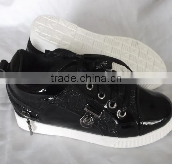 Canvas PVC Injection Latest Model Sport Shoes for Woman photo-2
