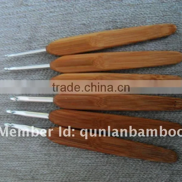Factory Aluminum Crochet Hooks With Bamboo Handle photo-3