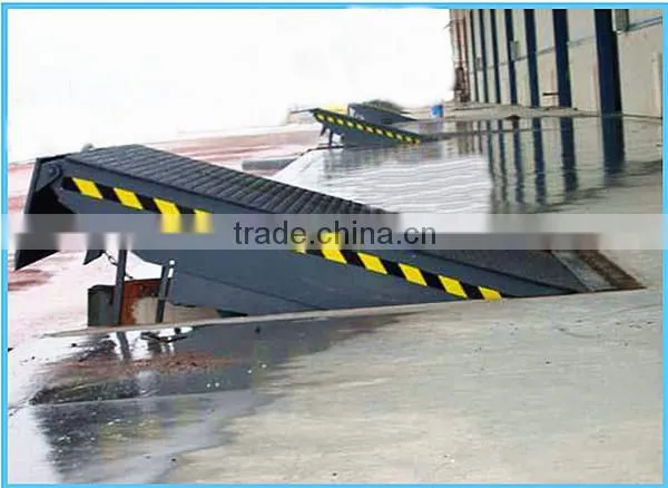 Stationary Hydraulic Loading Dock Ramp Leveler photo-3