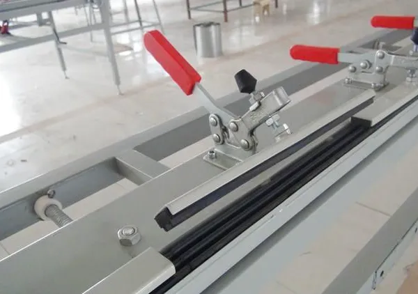 Screen Remeshing Manual Stretching Machine photo-3
